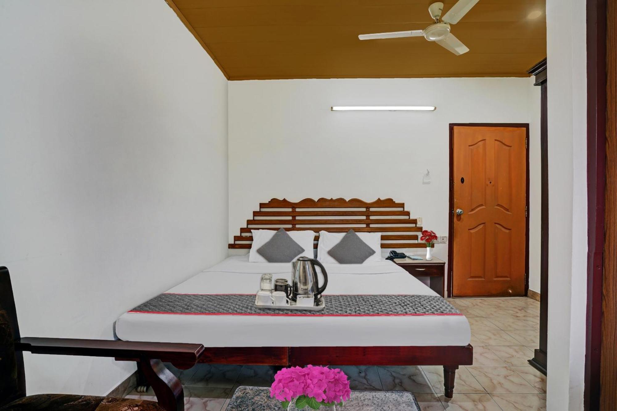 Palette - Pagoda Resorts Alappuzha Esterno foto