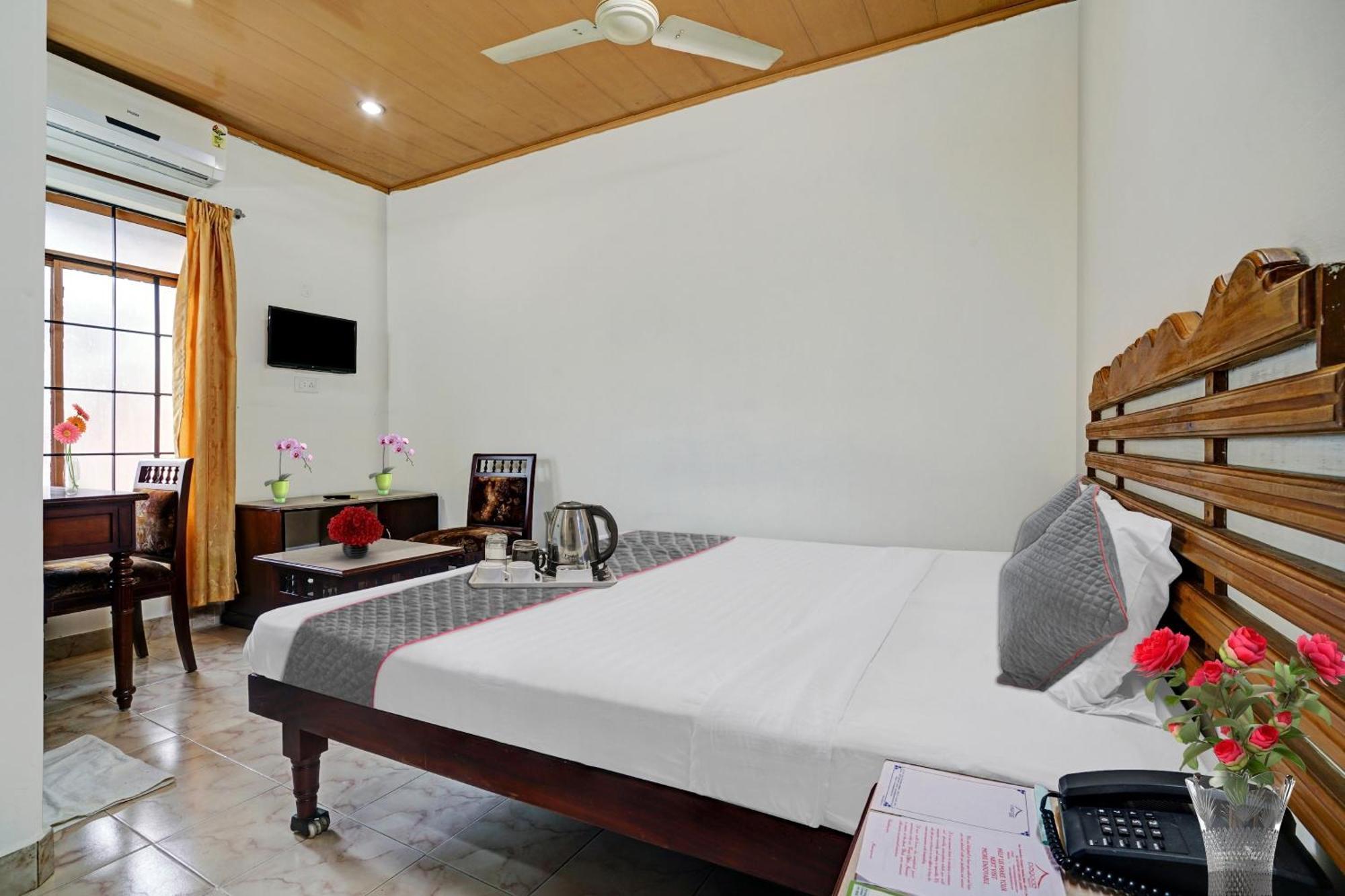 Palette - Pagoda Resorts Alappuzha Esterno foto