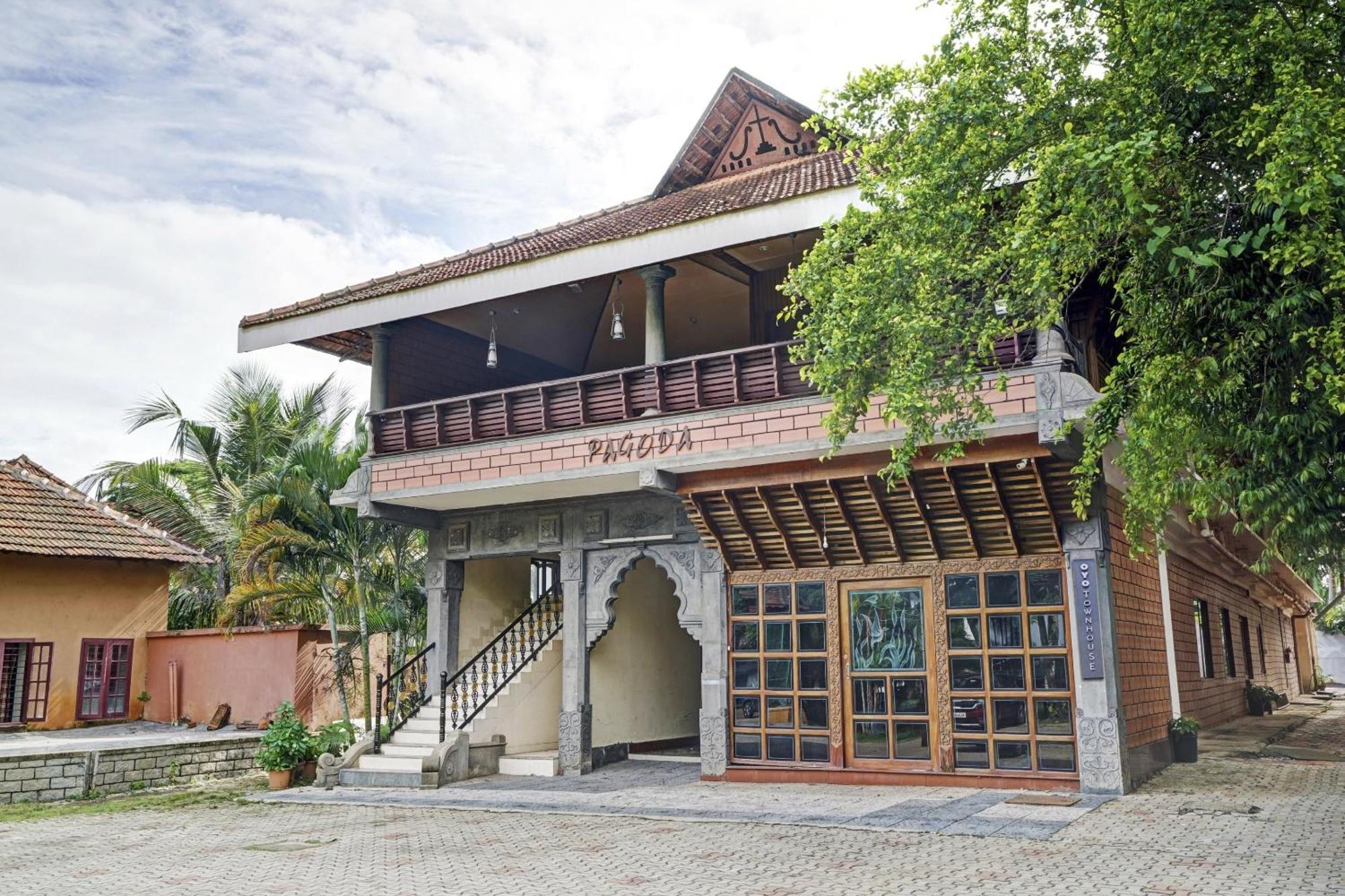 Palette - Pagoda Resorts Alappuzha Esterno foto