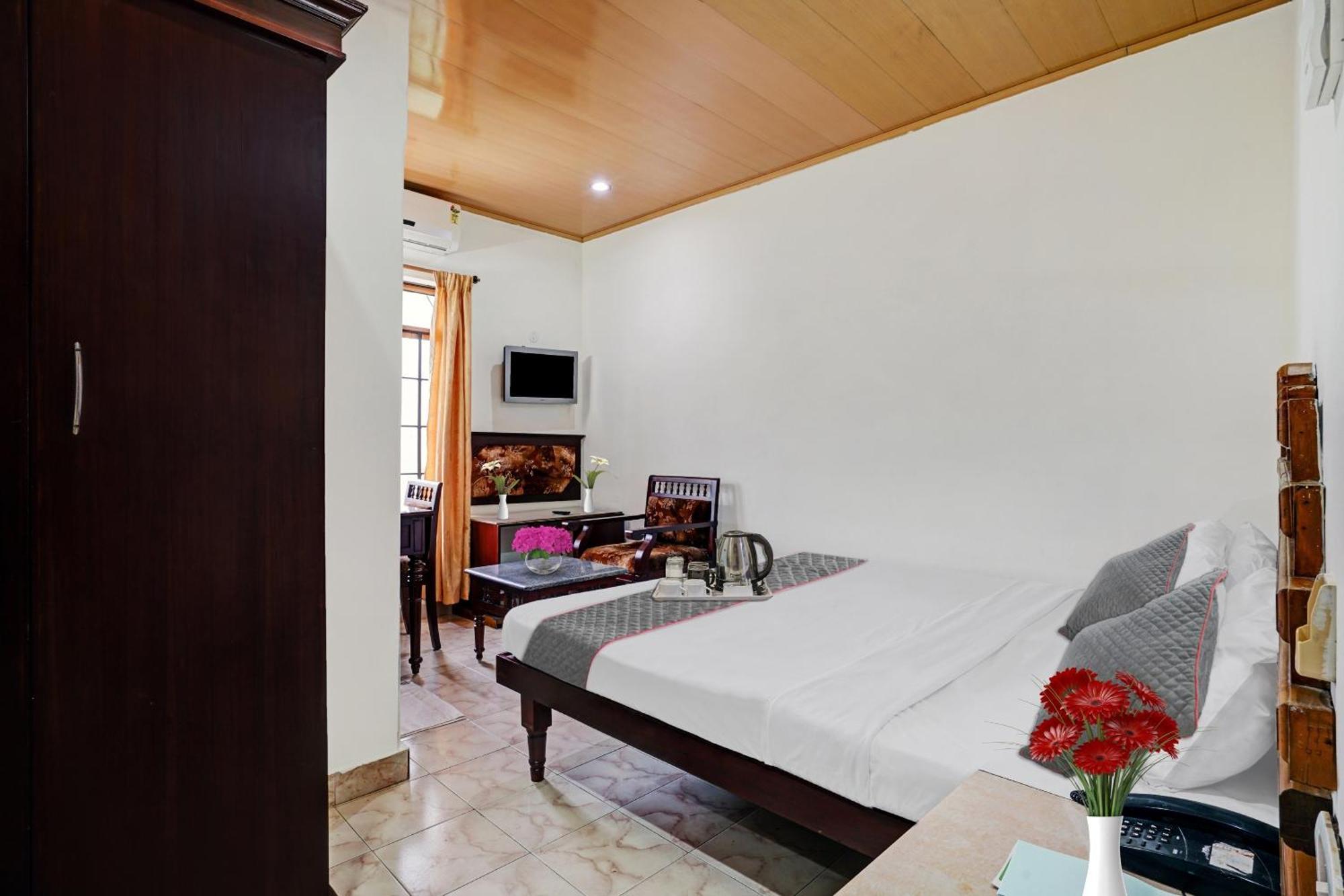 Palette - Pagoda Resorts Alappuzha Esterno foto