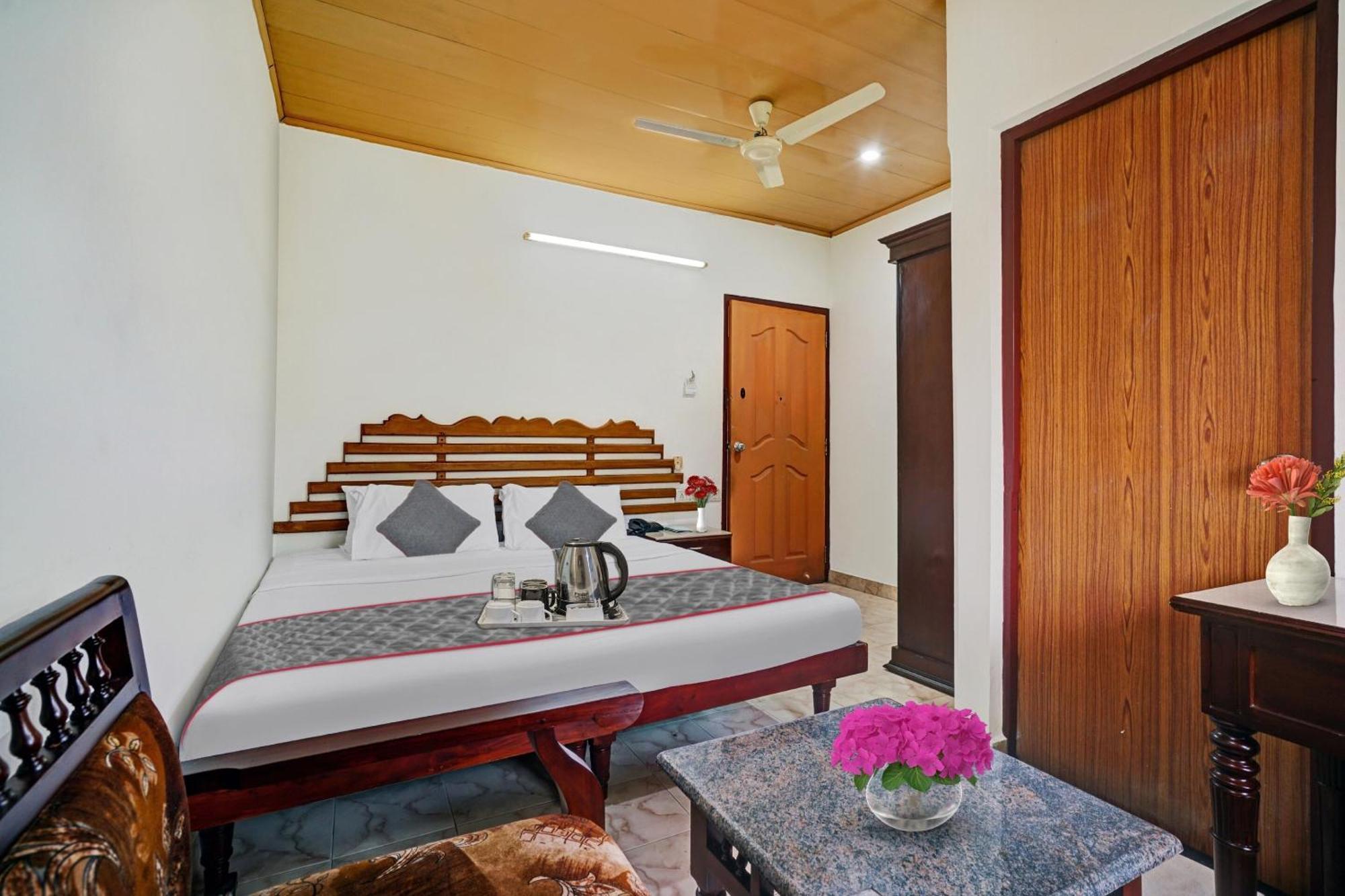 Palette - Pagoda Resorts Alappuzha Esterno foto